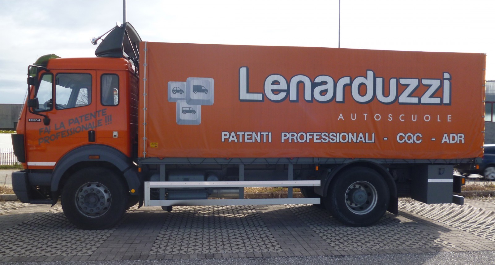 Autoscuola Lenarduzzi srl